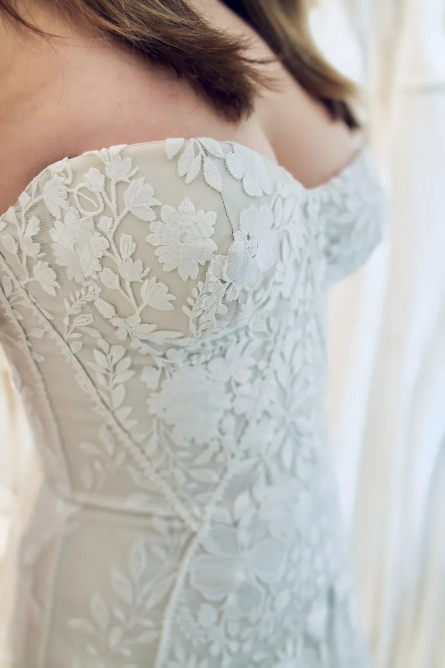 Corsagenkleid von Rue de Seine mit floraler Spitze im Fit and Flare Stil