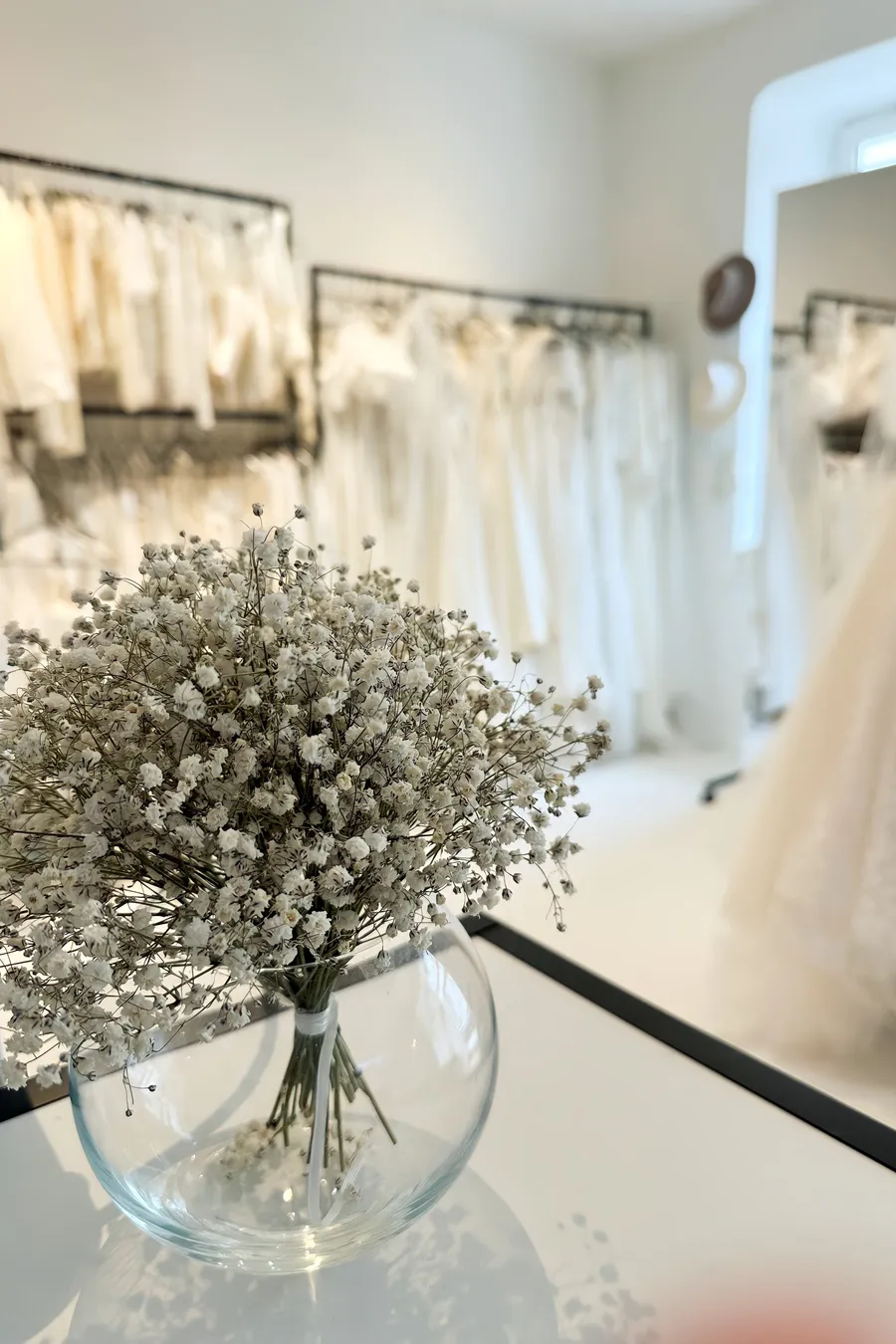 Inneneinrichtung im Bridal Studio hugs & kisses