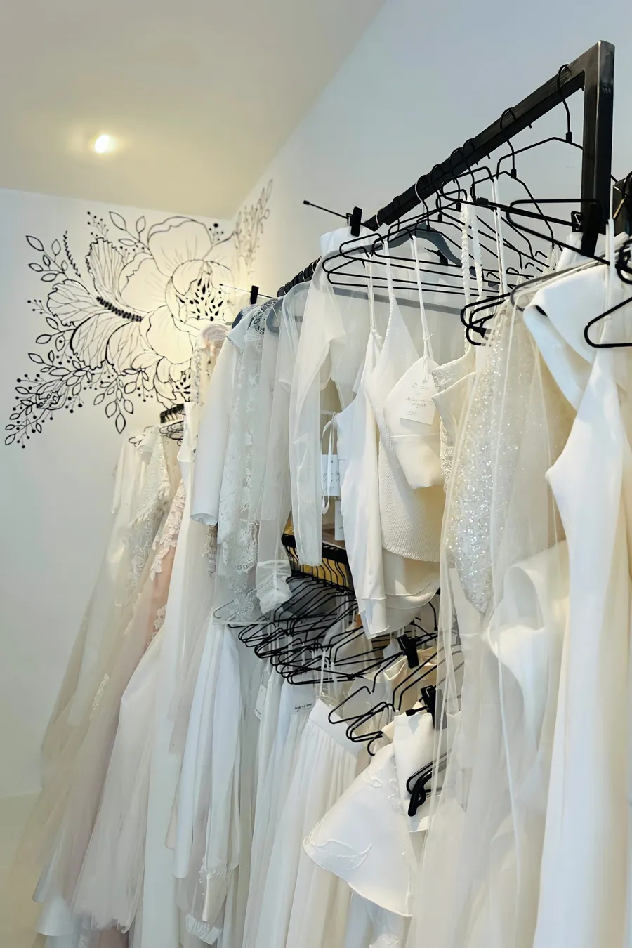 pre-loved Zweiteiler - Röcke, Hosen, Oberteile